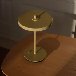 Asteria Move Monochrome