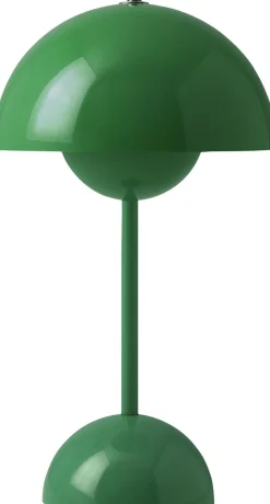 Flowerpot Portable Lamp VP9, Magnetic Charger