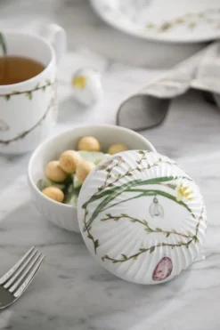 Hammershøi Easter Bonbonniere Ø12 cm hvid med dekoration