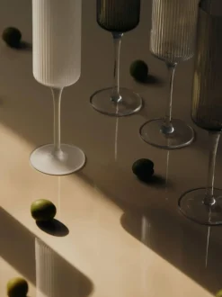 Ripple Champagne Flutes - Set of 2 - Clear